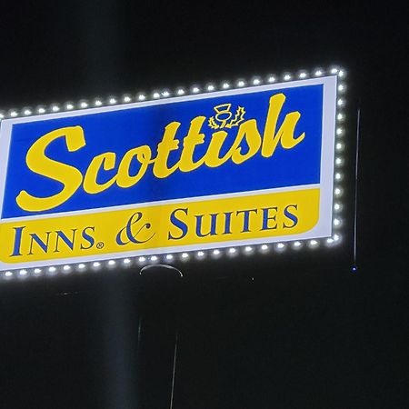 Scottish Inn & Suites Hankamer Exterior photo